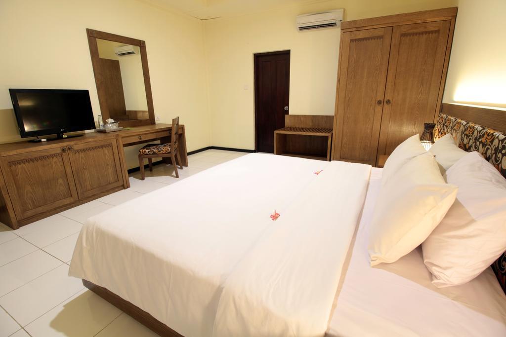 Diwangkara Beach Hotel & Resort Sanur  Exterior photo