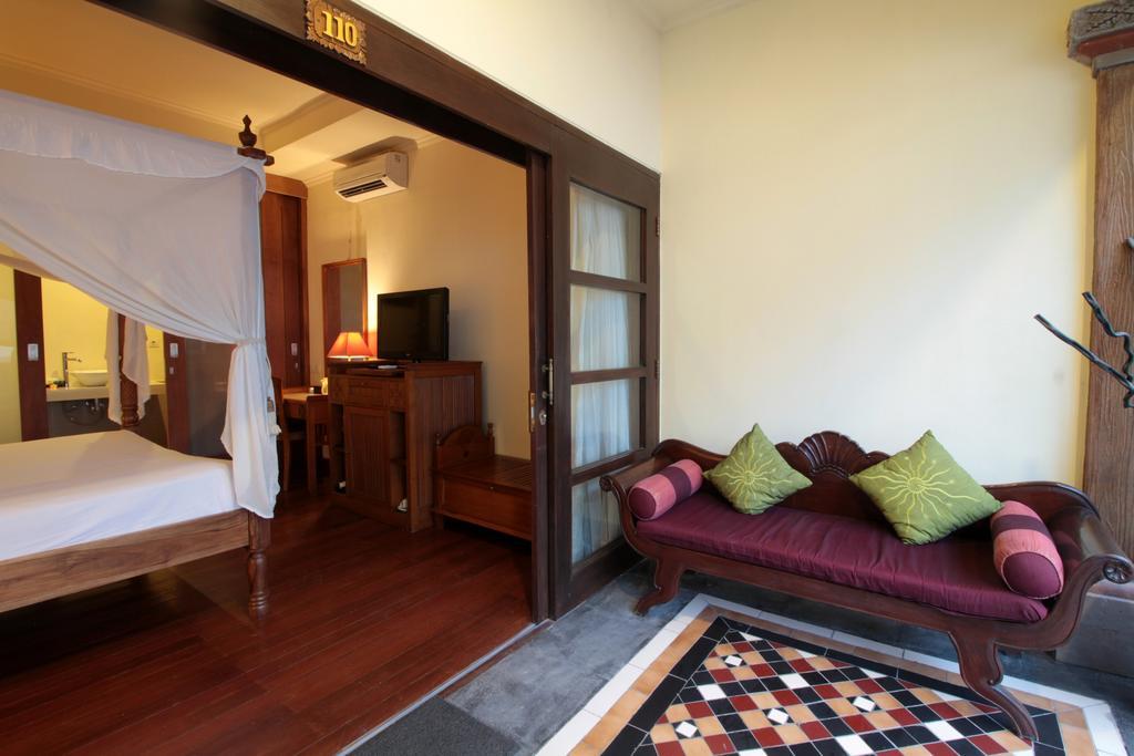 Diwangkara Beach Hotel & Resort Sanur  Exterior photo