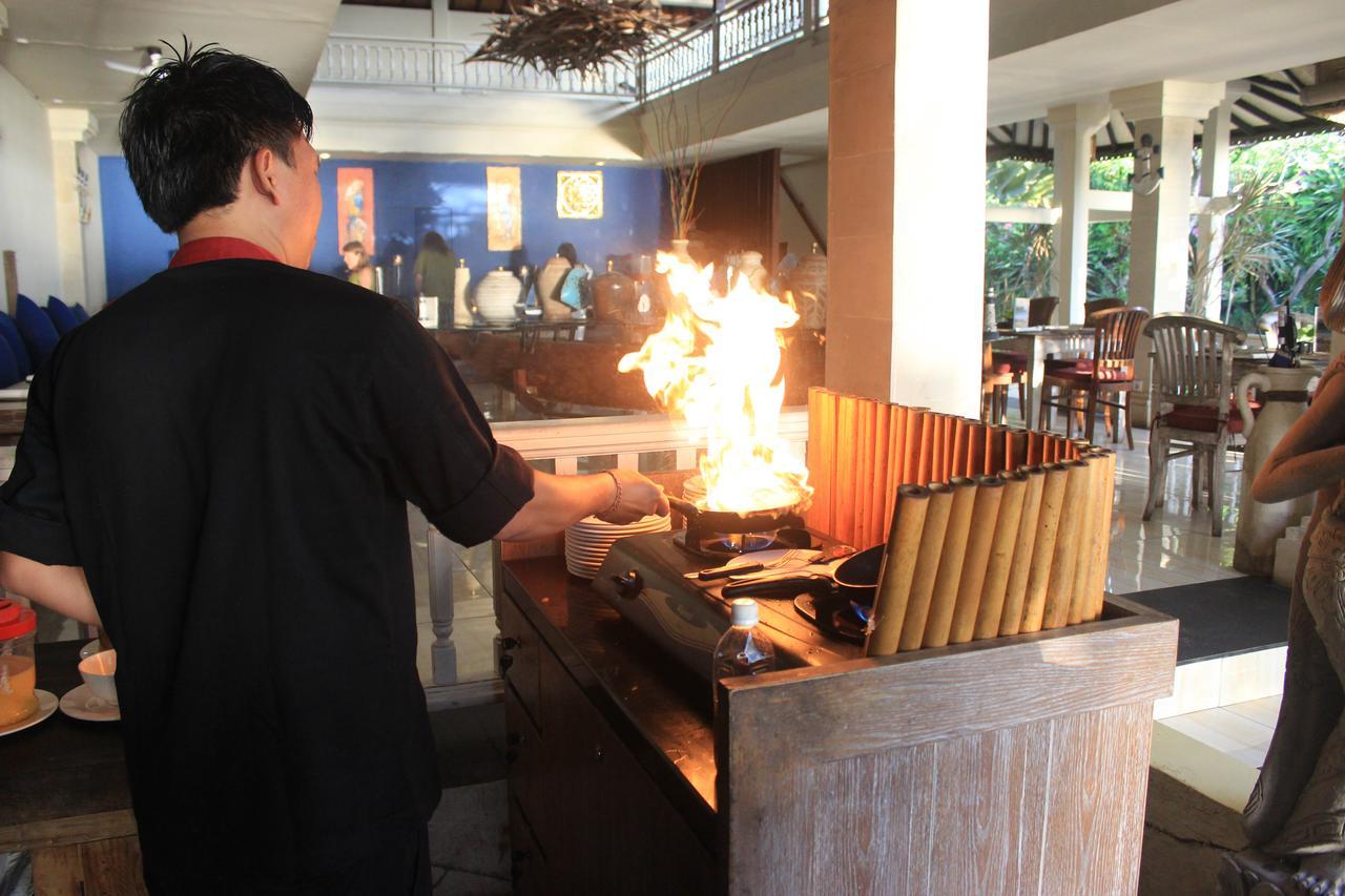 Diwangkara Beach Hotel & Resort Sanur  Exterior photo