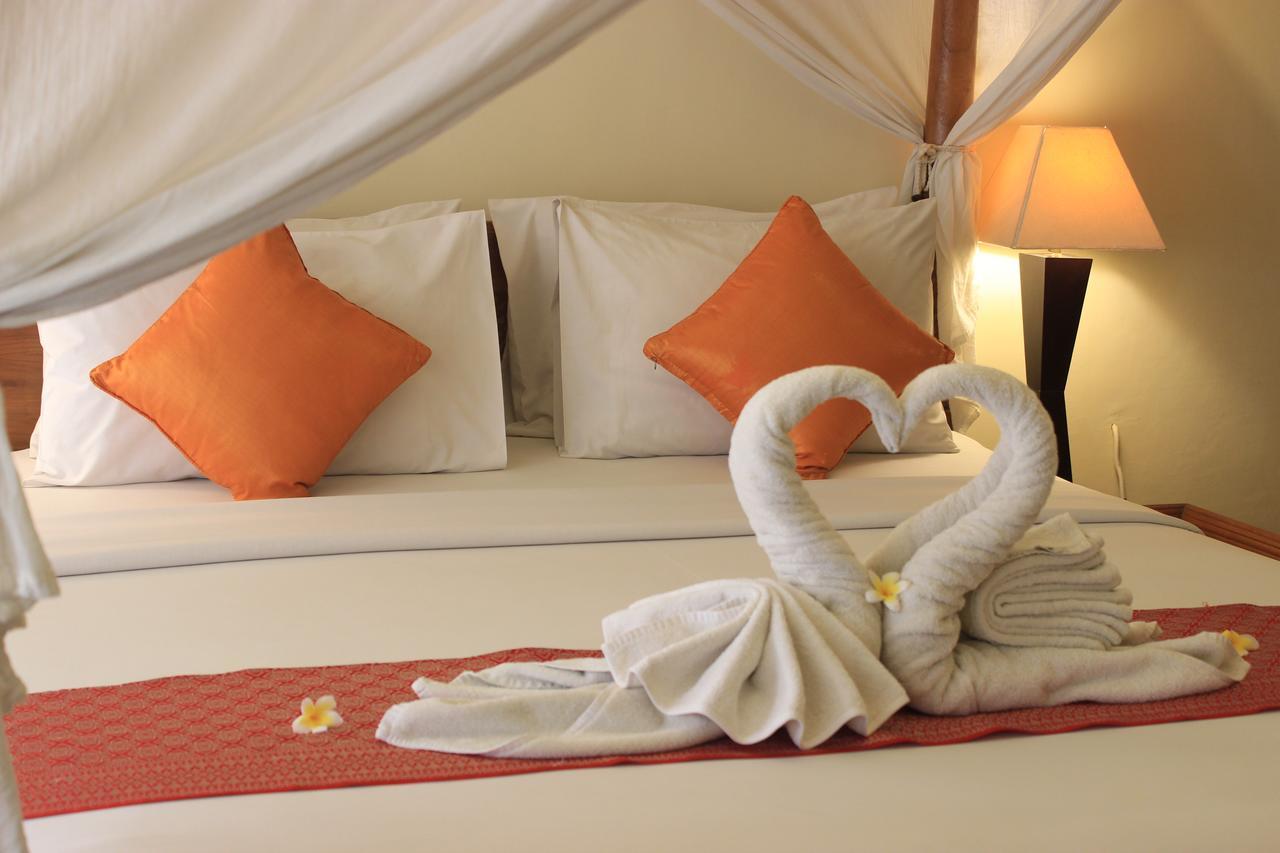 Diwangkara Beach Hotel & Resort Sanur  Exterior photo
